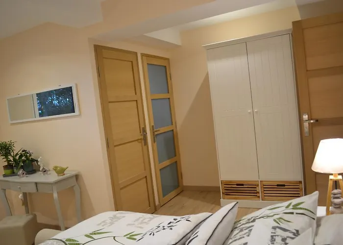 Ferme Les Flaquettes Couette-café 3*